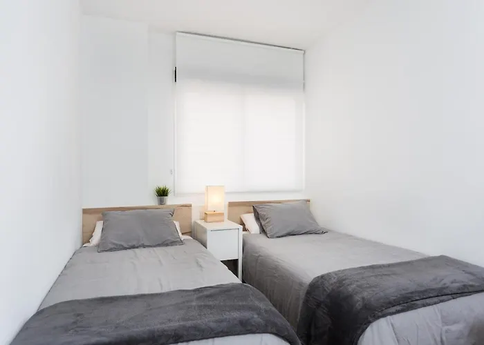 Modern Center Apartment