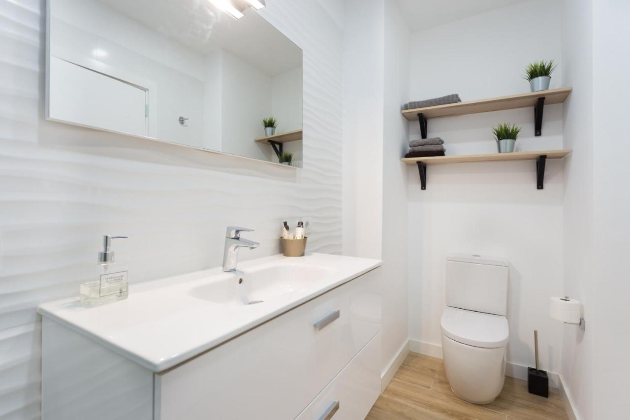 Home2book Modern Center With Terrace *